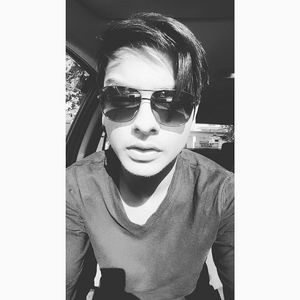 Meet your Posher, Malik